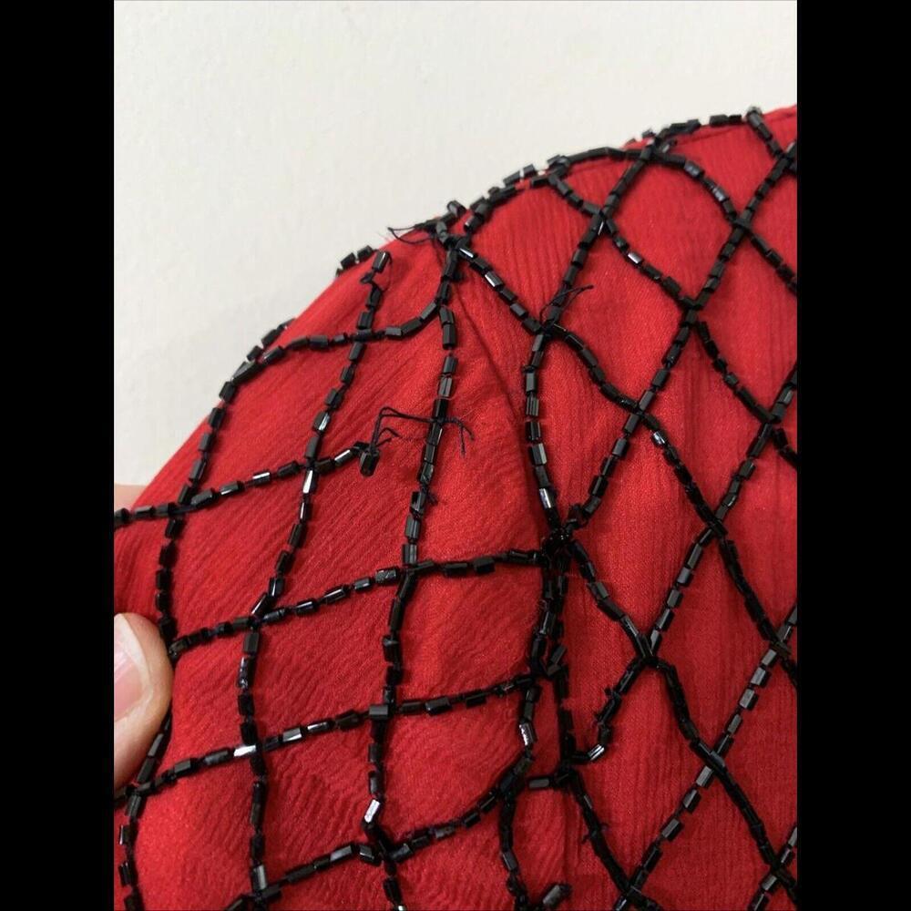 VTG Papell Boutique Womens Sz L 100% Silk Red Beaded Blouse Holiday Cocktail - Picture 5 of 9